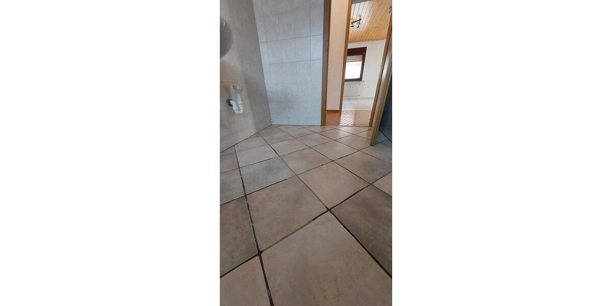 Etagenwohnung Markgröningen - 3 Zimmer, 93 m&sup2;, 1.200&euro; | Angebot:25710215