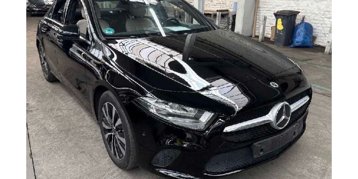 Mercedes-Benz A 180 125.000 km 19.999 &euro; Ditzingen 71254