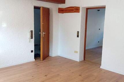 Gewerbeobjekt Schorndorf - 3 Zimmer, 50 m&sup2;, 400&euro; | Angebot:25674700