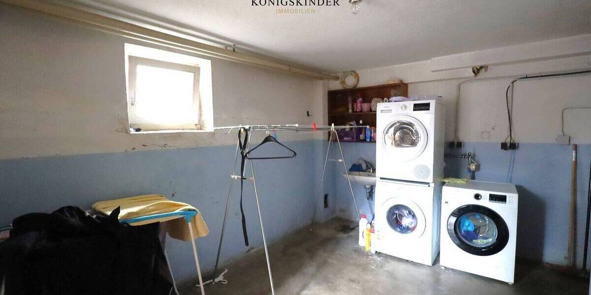 Mehrfamilienhaus, Wohnhaus Stuttgart-Möhringen Möhringen - 8 Zimmer, 213 m&sup2;, 1.235.000&euro; | Angebot:25680013