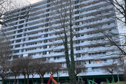 Wohnung Sindelfingen Sindelfingen (Stadt) - 3.5 Zimmer, 83 m&sup2;, 265.000&euro; | Angebot:24692036