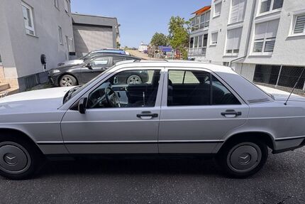 Mercedes-Benz 190 103.258 km 7.500 &euro; Winnenden 71364