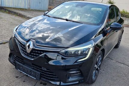 Renault Clio 153.000 km 9.500 &euro; Waiblingen OT Hegnach 71334