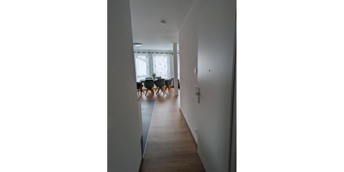 Etagenwohnung Böblingen Dagersheim - 3 Zimmer, 70 m&sup2;, 1.200&euro; | Angebot:27545196