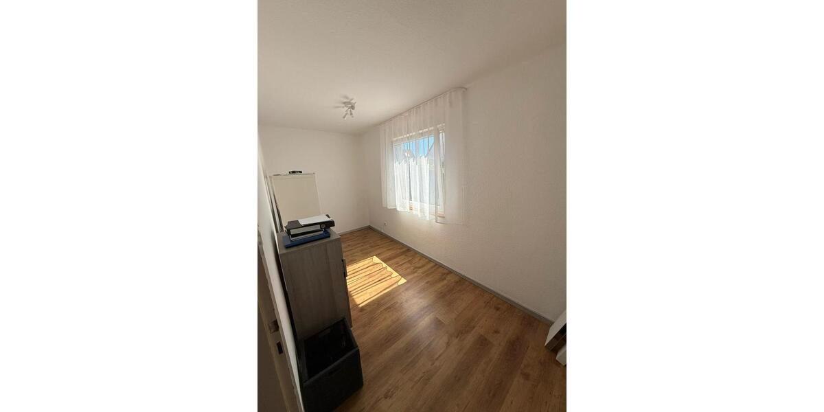 Einfamilienhaus Neckarwestheim - 6 Zimmer, 216 m&sup2;, 699.000&euro; | Angebot:26976409