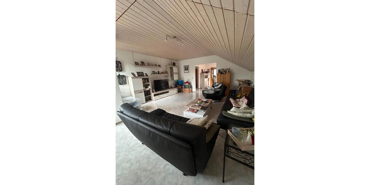 Dachgeschoßwohnung Bietigheim-Bissingen Bissingen - 3.5 Zimmer, 95 m&sup2;, 970&euro; | Angebot:27576397
