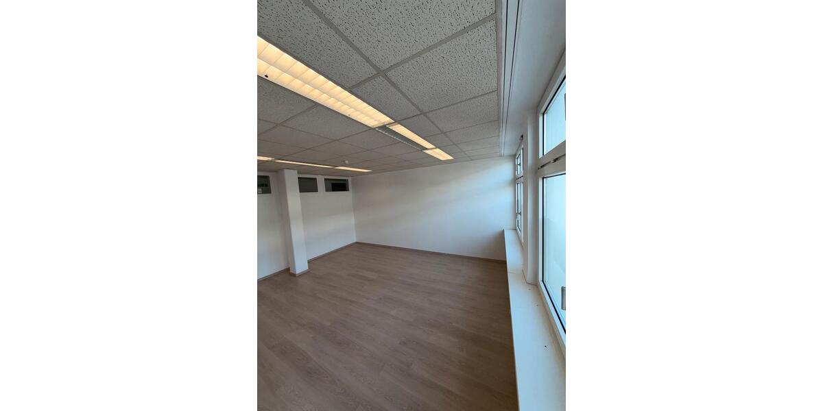 Gewerbeobjekt Stuttgart Stuttgart-Ost - 595&euro; | Angebot:25982456