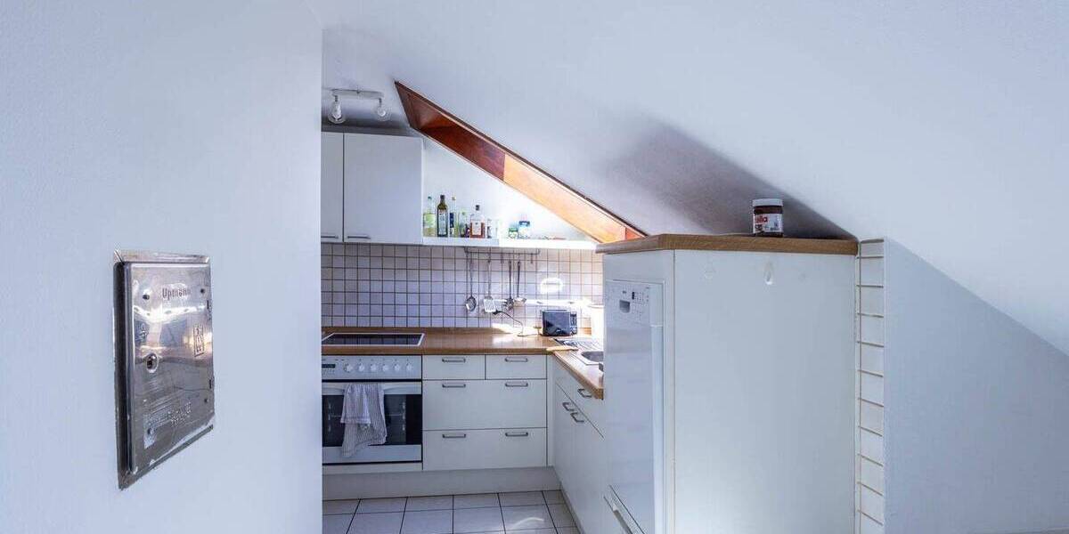 Mehrfamilienhaus, Wohnhaus Bietigheim-Bissingen Bietigheim - 9 Zimmer, 242 m&sup2;, 1.095.000&euro; | Angebot:25728651