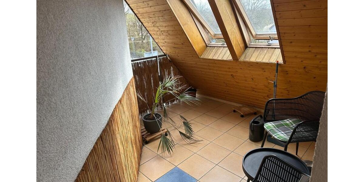 Dachgeschoßwohnung Wendlingen am Neckar - 3 Zimmer, 68 m&sup2;, 900&euro; | Angebot:26200095
