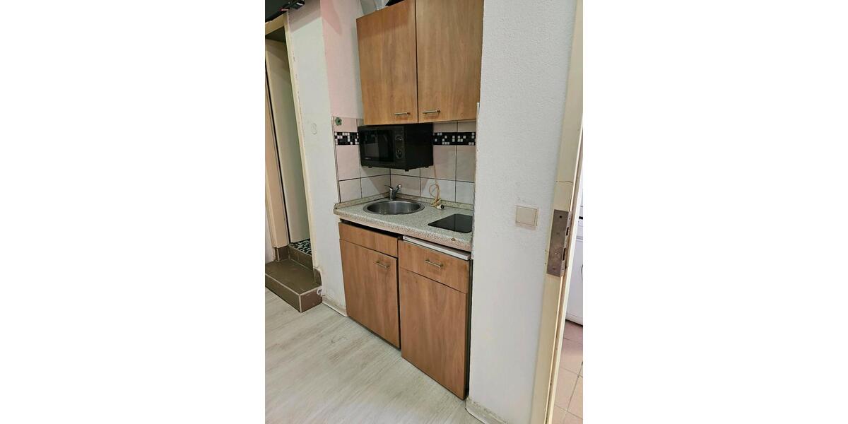 Etagenwohnung Ludwigsburg Hoheneck - 1 Zimmer, 20 m&sup2;, 650&euro; | Angebot:25883435