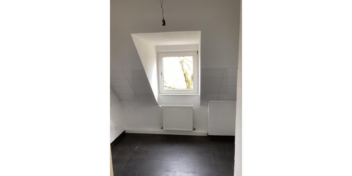 Dachgeschoßwohnung Heilbronn - 2.5 Zimmer, 39 m&sup2;, 506&euro; | Angebot:26458984