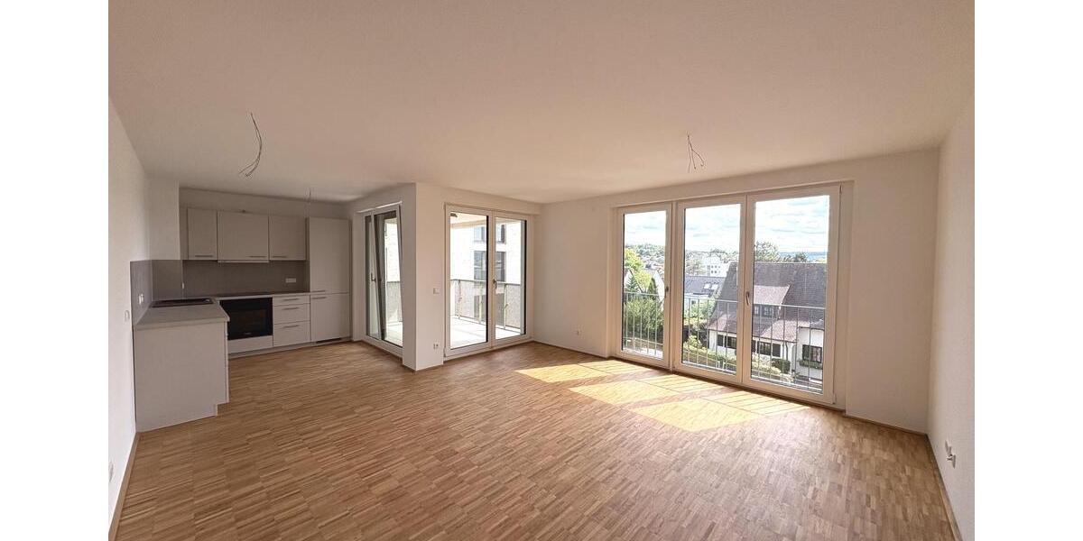 Dachgeschoßwohnung Leonberg - 3 Zimmer, 80 m&sup2;, 1.691&euro; | Angebot:23643520