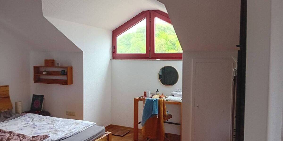 Etagenwohnung Sindelfingen Mitte - 3 Zimmer, 106 m&sup2;, 370.000&euro; | Angebot:26627567