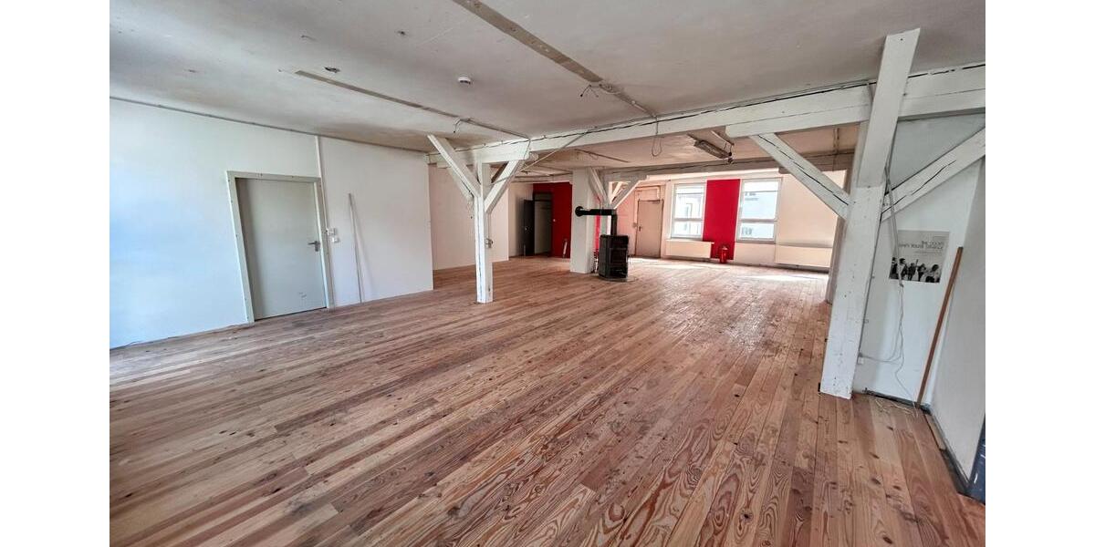 Etagenwohnung Burgstetten - 3 Zimmer, 162 m&sup2;, 990&euro; | Angebot:26032199