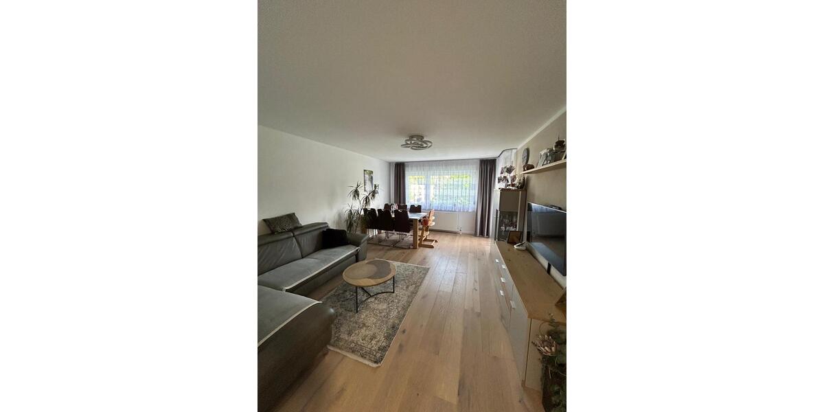 Dachgeschoßwohnung Böblingen Dagersheim - 4 Zimmer, 89 m&sup2;, 350.000&euro; | Angebot:27178220