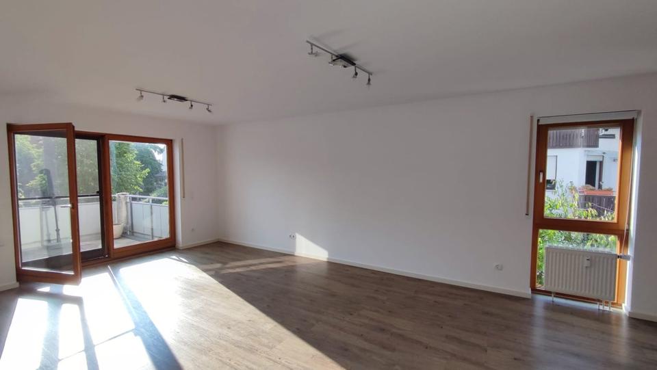 Etagenwohnung Möglingen - 2.5 Zimmer, 66 m&sup2;, 850&euro; | Angebot:27571548