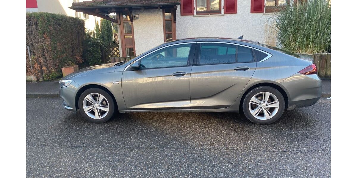 Opel Insignia 66.200 km 13.900 &euro; Fellbach 70736