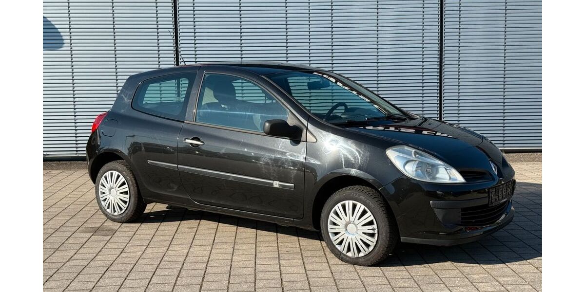 Renault Clio 165.000 km 2.500 &euro; Murrhardt 71540