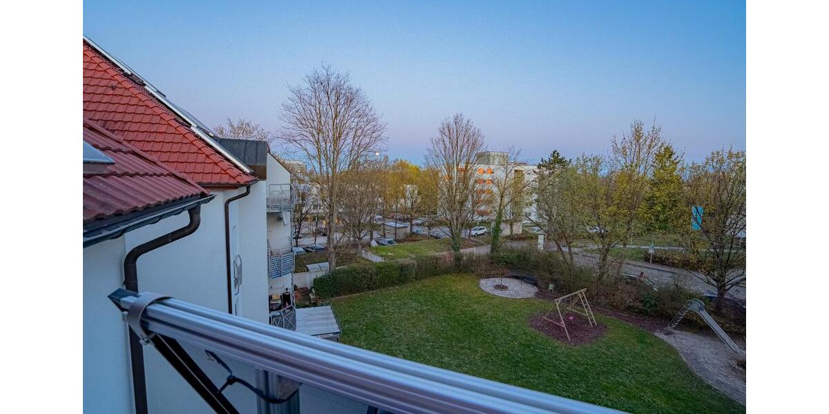 Dachgeschoßwohnung Brackenheim - 3 Zimmer, 80 m&sup2;, 310.000&euro; | Angebot:26241457