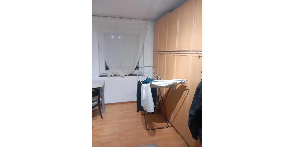 Etagenwohnung Leonberg - 30 Zimmer, 580&euro; | Angebot:22820963