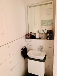 KOMFORTABLES WOHNEN IN DENKENDORF - Etagenwohnung Denkendorf | Angebot:27489646