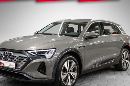 Audi Q8 e-tron 17.317 km 64.940 &euro; Stuttgart 70563