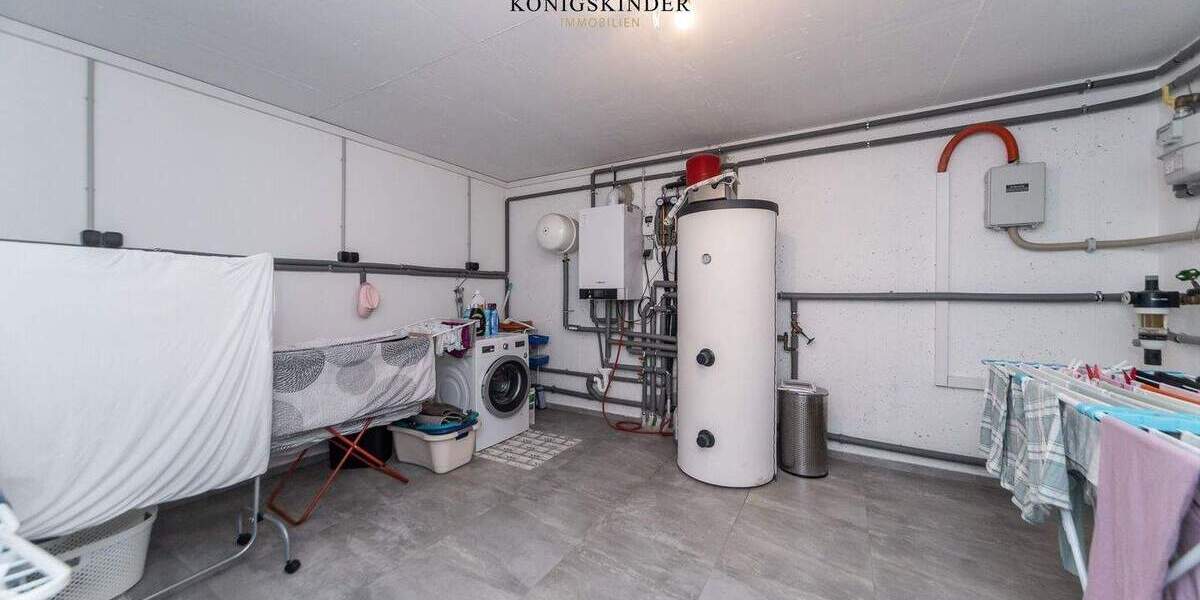 Einfamilienhaus Nordheim - 6 Zimmer, 202 m&sup2;, 990.000&euro; | Angebot:25680024