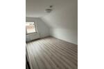 Dachgeschoßwohnung Löchgau - 4 Zimmer, 75 m&sup2;, 950&euro; | Angebot:27542674