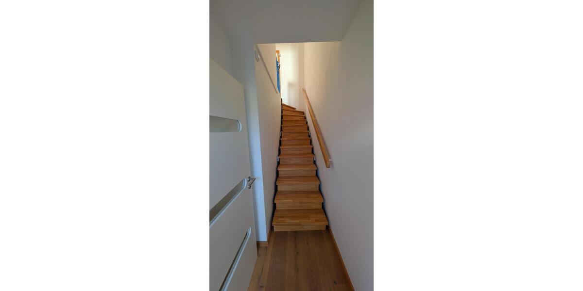Reihenhaus Backnang - 3.5 Zimmer, 82 m&sup2;, 370.000&euro; | Angebot:27291587