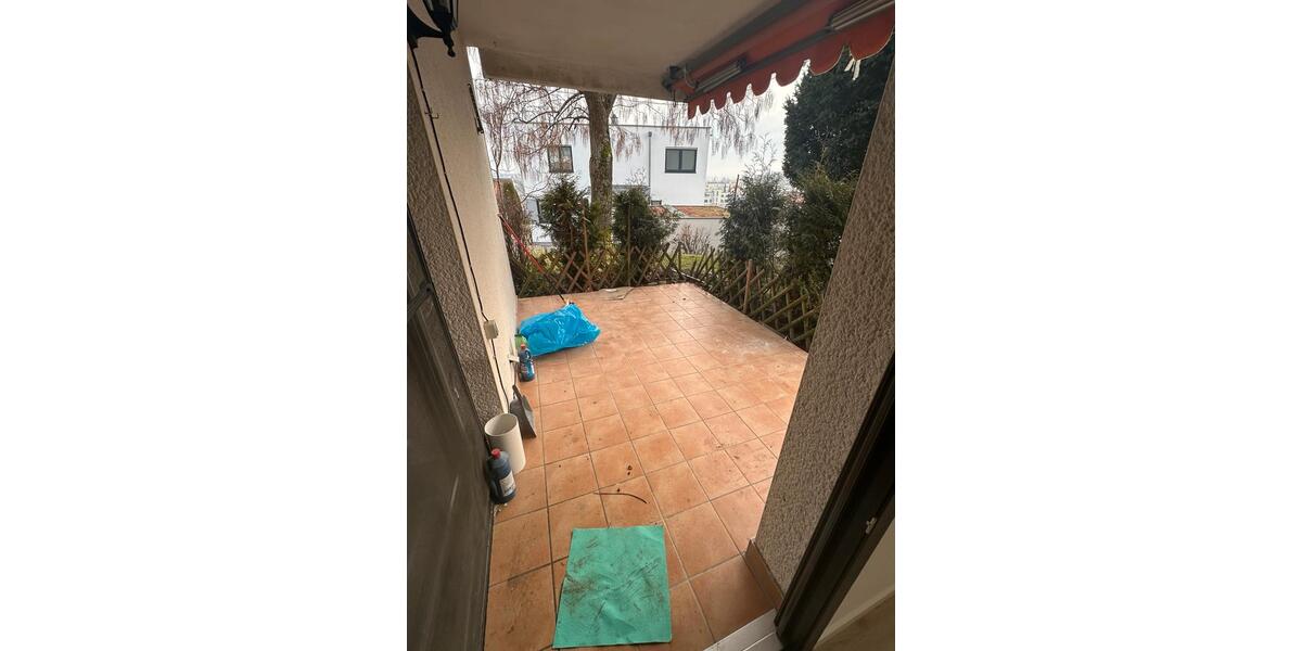 Etagenwohnung Esslingen am Neckar Brühl - 2.5 Zimmer, 64 m&sup2;, 1.250&euro; | Angebot:24767537