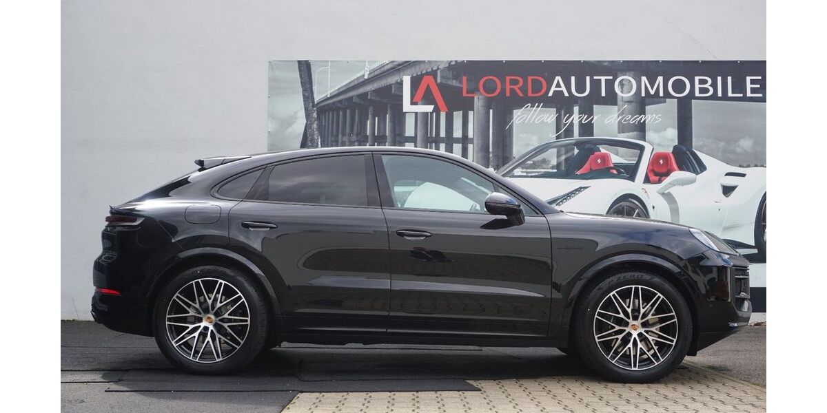 Porsche Cayenne 13.900 km 111.880 &euro; Stuttgart 70499