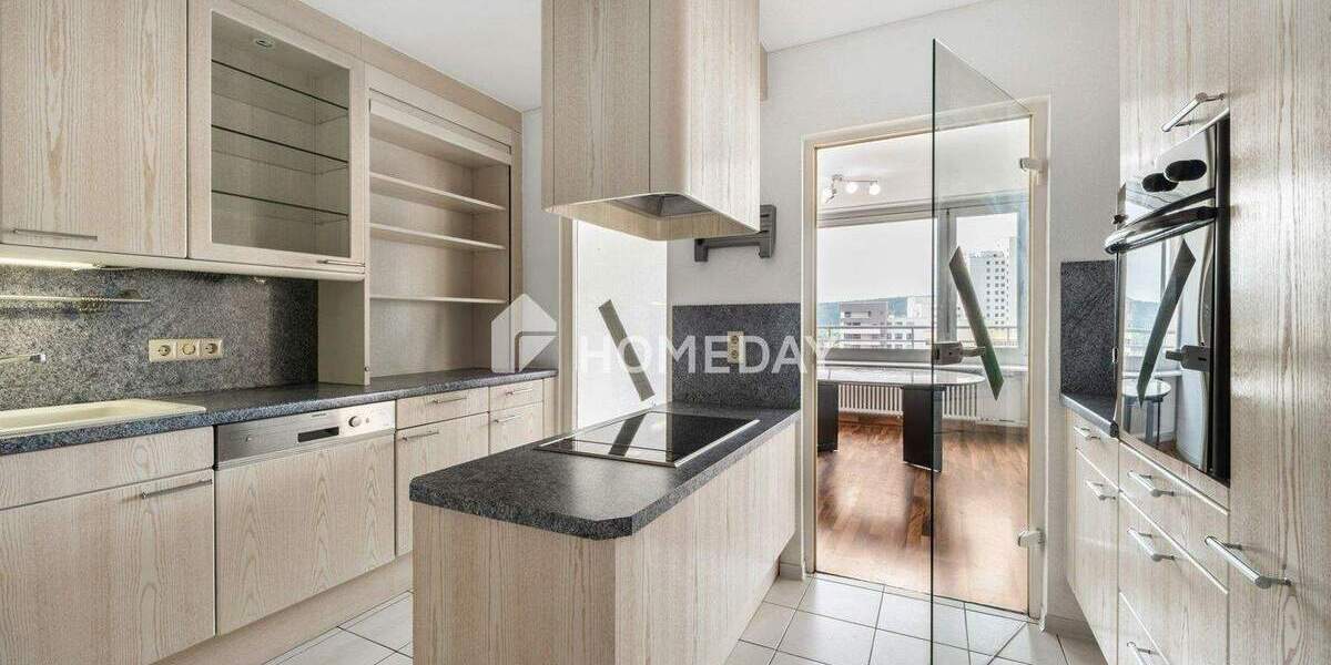 Etagenwohnung Leonberg Eltingen - 4 Zimmer, 130 m&sup2;, 330.000&euro; | Angebot:25677585