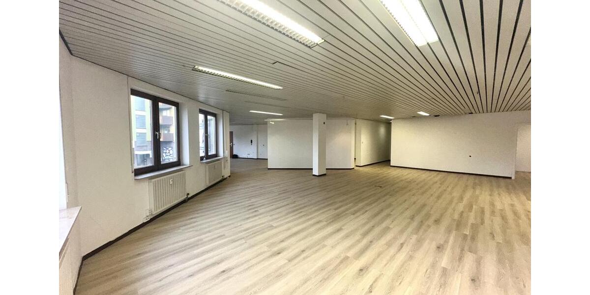 Gewerbeobjekt Backnang - 1.300&euro; | Angebot:25510355