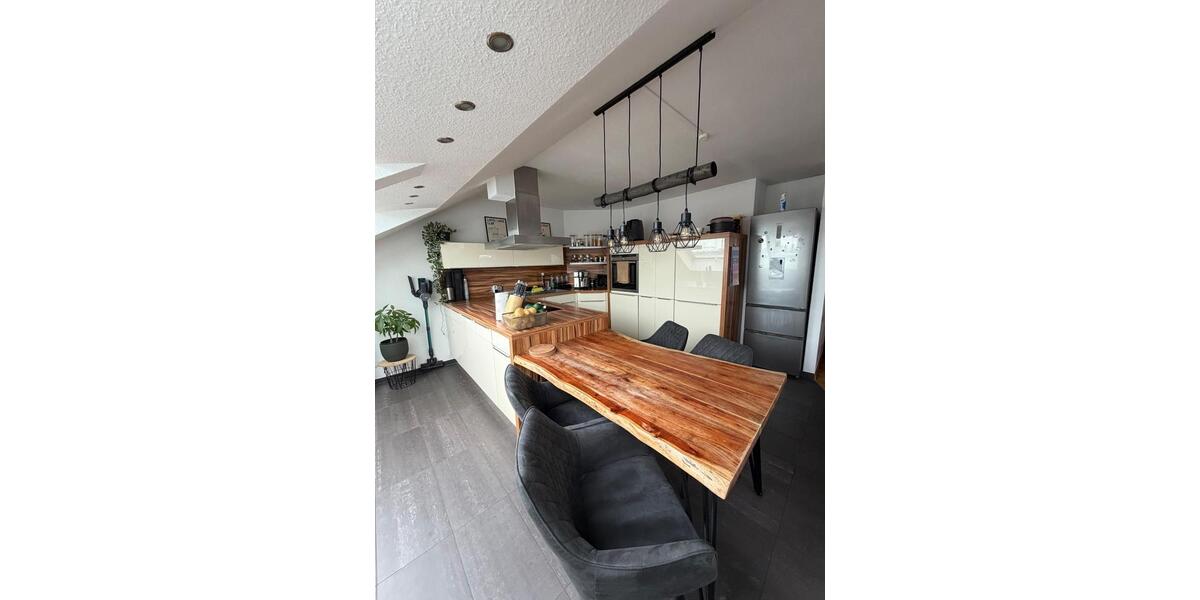 Dachgeschoßwohnung Filderstadt - 3 Zimmer, 88 m&sup2;, 416.000&euro; | Angebot:25658290