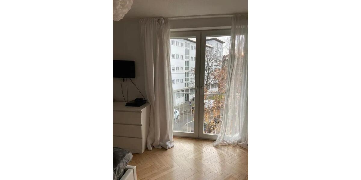 Dachgeschoßwohnung Stuttgart Stuttgart-Ost - 2 Zimmer, 50 m&sup2;, 920&euro; | Angebot:25794094