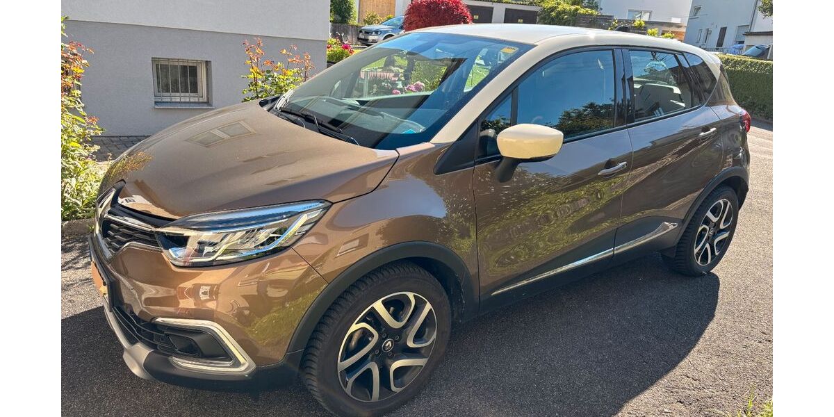 Renault Captur 45.000 km 11.300 &euro; Korb 71404