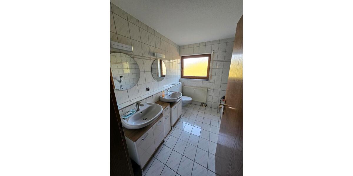 Mehrfamilienhaus, Wohnhaus Zaberfeld - 8 Zimmer, 216 m&sup2;, 599.000&euro; | Angebot:27200403