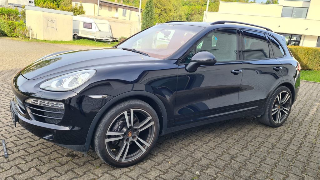 Porsche Cayenne 121.984 km 26.400 &euro; Mühlacker 75417