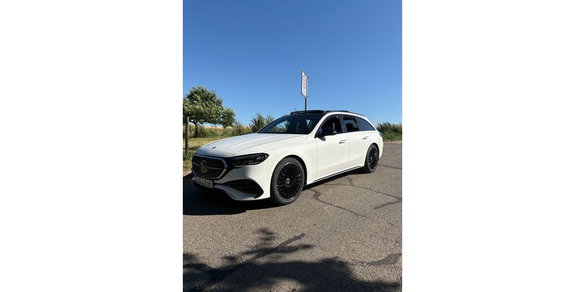 Mercedes-Benz E 220 16.000 km 61.990 &euro; Esslingen 73734