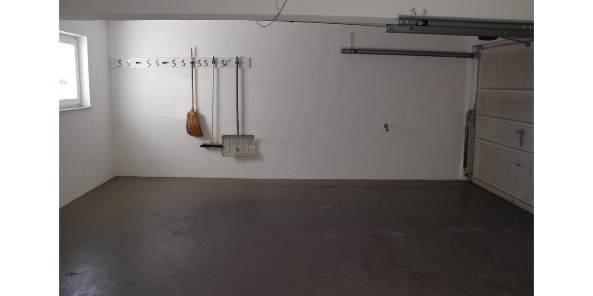 Einfamilienhaus Plochingen - 7 Zimmer, 209 m&sup2;, 799.000&euro; | Angebot:25931704