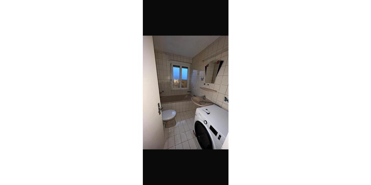 Etagenwohnung Backnang - 3 Zimmer, 70 m&sup2;, 1.050&euro; | Angebot:25239752