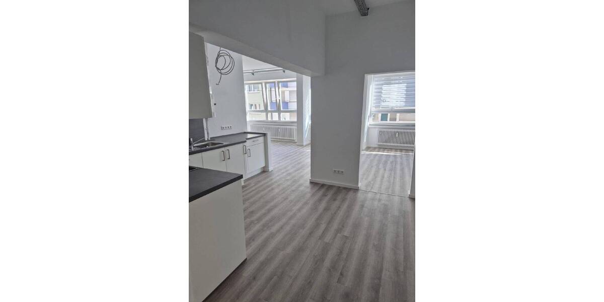 Gewerbeobjekt Stuttgart Ost - 3 Zimmer, 1.800&euro; | Angebot:26472842