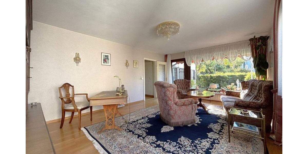 Einfamilienhaus Böblingen - 6 Zimmer, 196 m&sup2;, 895.000&euro; | Angebot:25733305