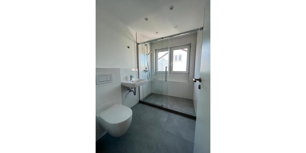 Dachgeschoßwohnung Korntal-Münchingen Münchingen - 3 Zimmer, 55 m&sup2;, 1.400&euro; | Angebot:25923474