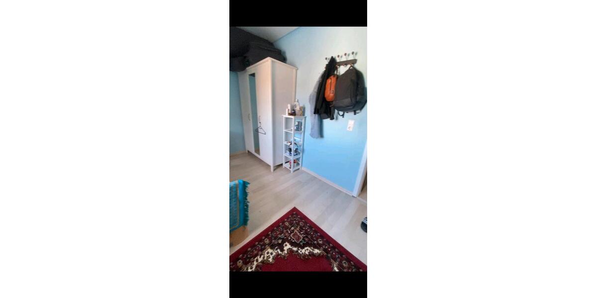 Dachgeschoßwohnung Esslingen am Neckar Oberesslingen - 1 Zimmer, 15 m&sup2;, 445&euro; | Angebot:27601471