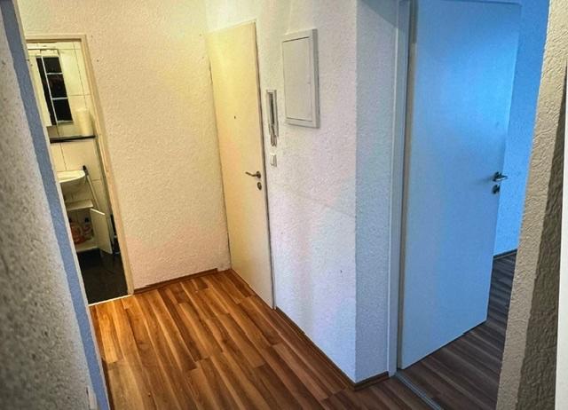 Etagenwohnung Ludwigsburg Hoheneck - 2.5 Zimmer, 53 m&sup2;, 190.000&euro; | Angebot:27091356
