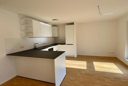 Wohnung Remseck am Neckar - 3 Zimmer, 80 m&sup2;, 1.550&euro; | Angebot:26348643