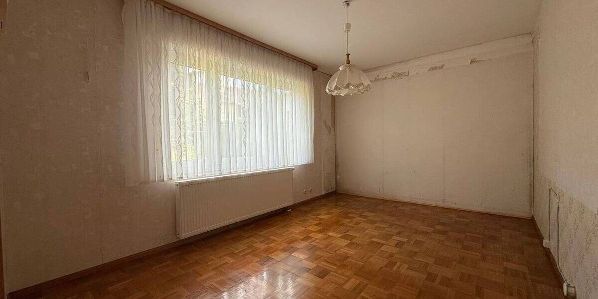 Mehrfamilienhaus, Wohnhaus Wimsheim - 8 Zimmer, 169 m&sup2;, 350.000&euro; | Angebot:25691729