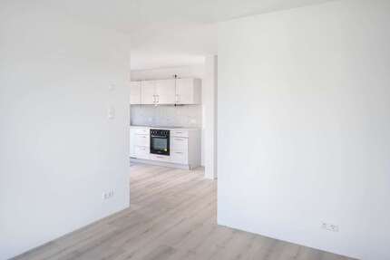 Hochwertig sanierte 3-Zimmer-Wohnung mit zwei Balkonen - Wohnung Esslingen am Neckar Oberesslingen | Angebot:27517979