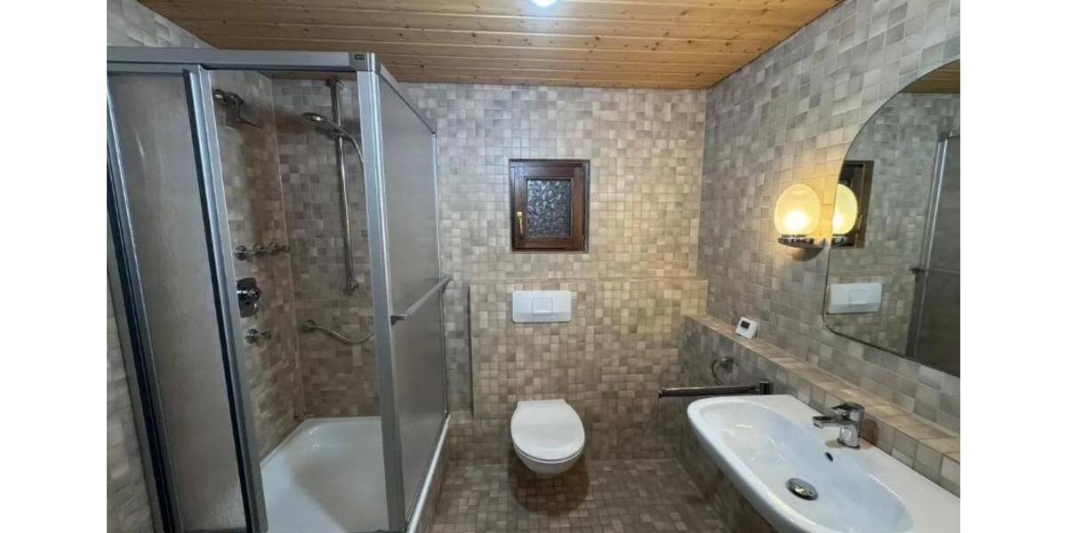 Etagenwohnung Plochingen - 3 Zimmer, 96 m&sup2;, 1.250&euro; | Angebot:25234571